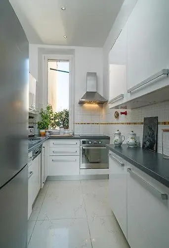 Good Sleeping * Cannes